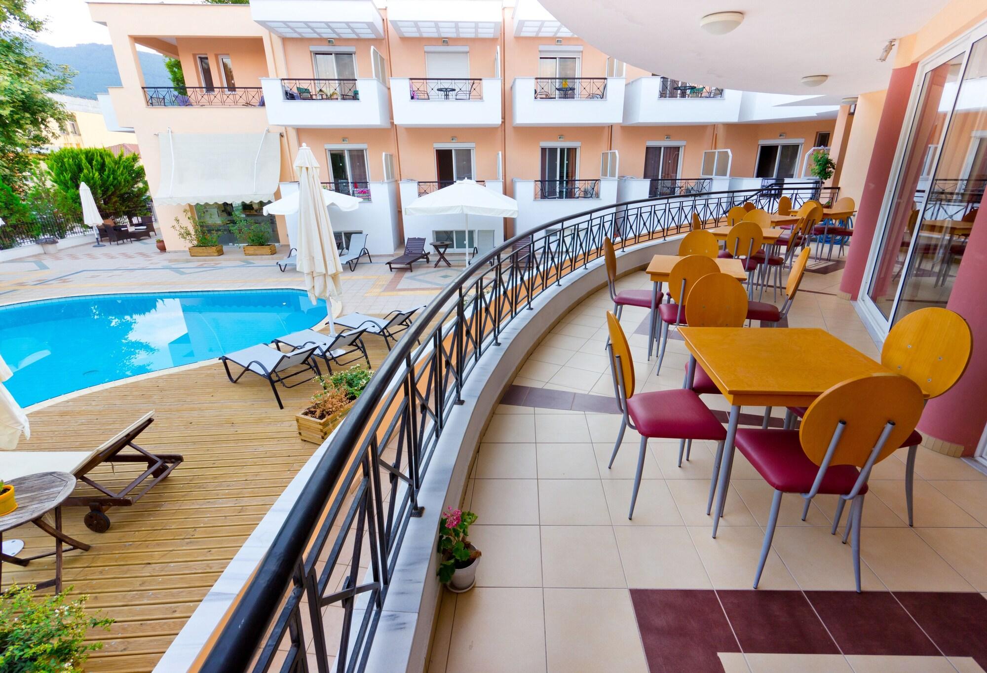 Filia Hotel And Apartments Limenas  Buitenkant foto