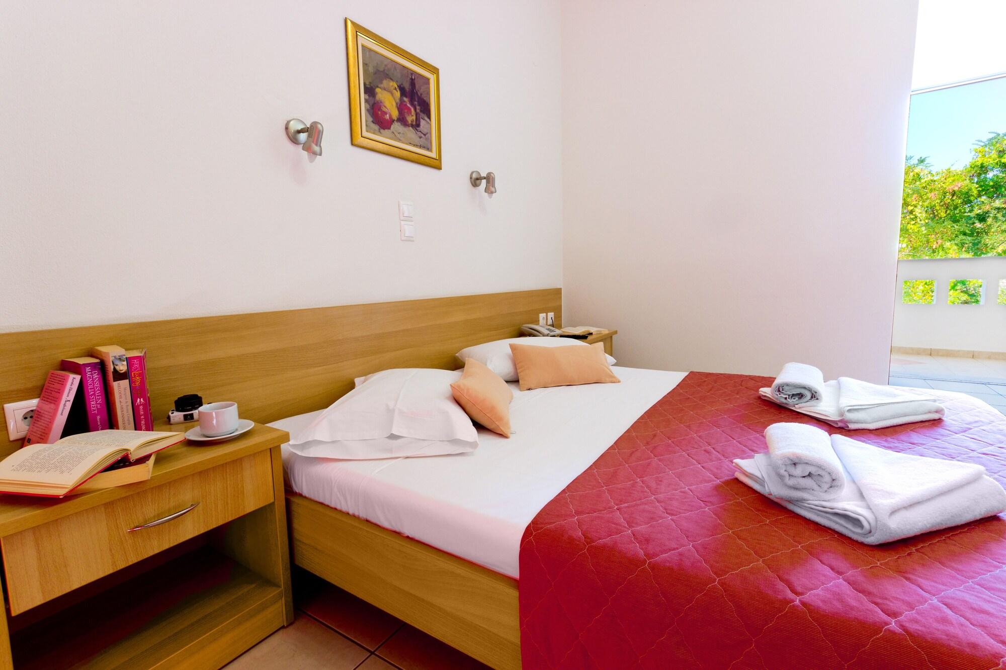 Filia Hotel And Apartments Limenas  Buitenkant foto